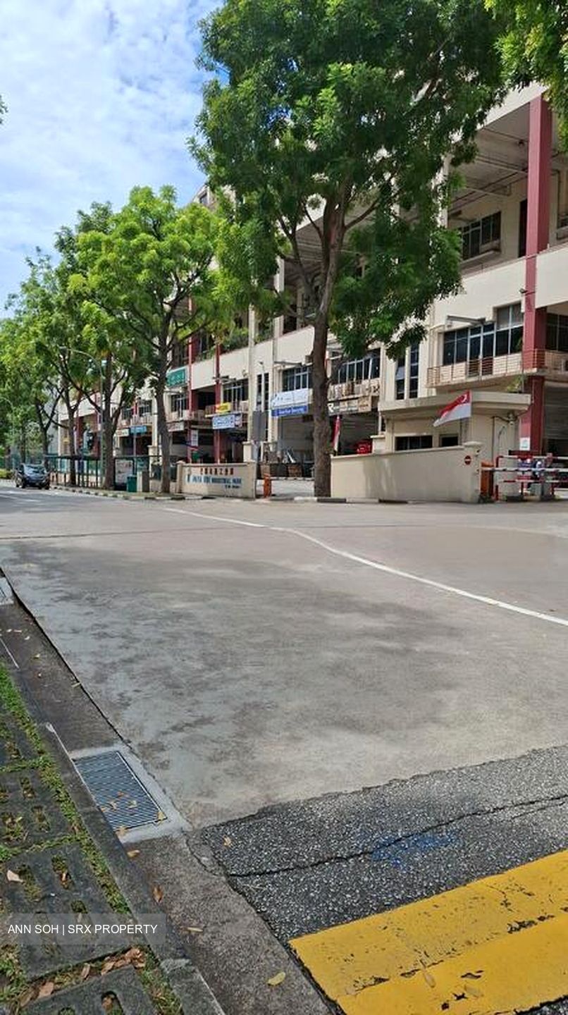 Thomson Road (D20), Detached #476718981